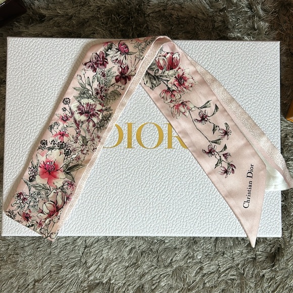 Dior Floral Twilly - Picture 4 of 5